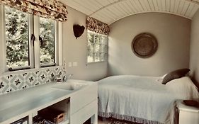 The Oaks Glamping - Jasper'S Shepherds Hut